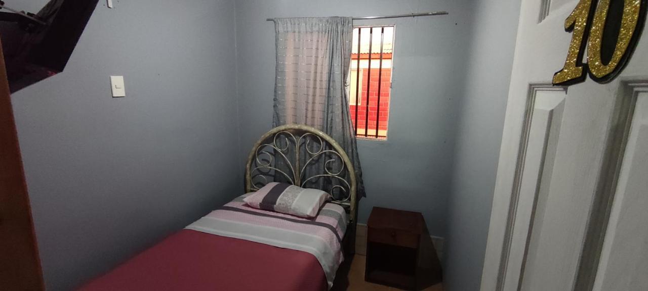 Hostal Arica 2 Exterior photo